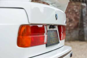 Image 50/50 of BMW M3 (1990)