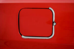 Image 34/50 of Chevrolet Corvair Monza Convertible (1966)
