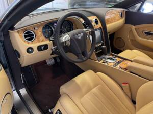 Bild 12/18 von Bentley Continental GT (2011)