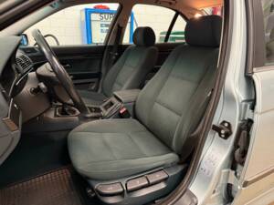 Bild 7/16 von BMW 520i (1999)