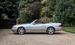 Image 2/43 of Mercedes-Benz SL 280 (2002)