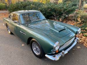 Image 27/50 de Aston Martin DB 4 (1963)