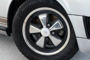 Image 22/50 de Porsche 911 Carrera 2.7 (US) (1974)