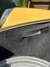 Image 52/77 de Porsche 911 2.7 S (1974)