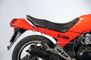 Image 41/50 of Yamaha XJ 600 (1984)