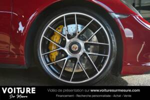 Bild 18/33 von Porsche 911 Turbo S (2017)