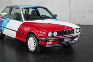 Bild 19/50 von BMW 325i (1986)
