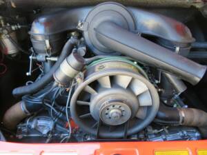 Image 16/19 of Porsche 911 2.0 E (1969)