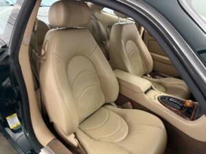 Image 15/26 of Jaguar XKR (2000)