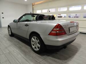 Bild 3/15 von Mercedes-Benz SLK 230 Kompressor (1998)