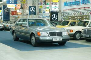 Bild 6/50 von Mercedes-Benz 300 SE (1992)