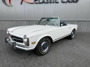 Image 3/50 of Mercedes-Benz 280 SL (1971)