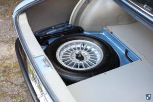 Image 34/73 of BMW 3.0 CSi (1973)
