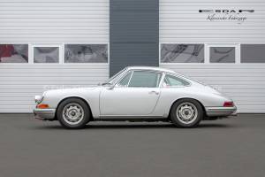 Immagine 1/38 di Porsche 911 2.0 (1965)