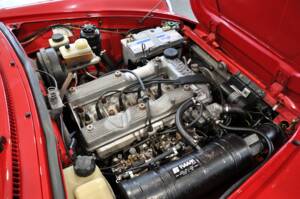 Imagen 19/30 de Alfa Romeo 1.6 Spider (1992)