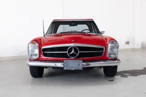 Image 2/30 of Mercedes-Benz 280 SL (1968)