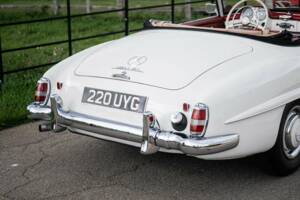 Image 9/49 of Mercedes-Benz 190 SL (1960)