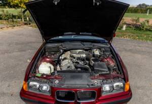 Immagine 6/23 di BMW 318i (1995)