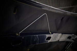 Image 89/97 of Daimler Double Six (1994)