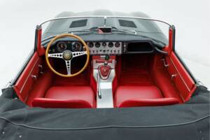Afbeelding 21/50 van Jaguar E-Type 3.8 (1961)