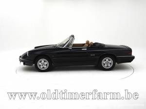 Image 8/15 de Alfa Romeo 2.0 Spider (1988)