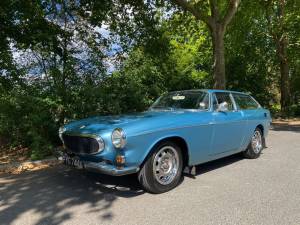 Image 2/38 of Volvo 1800 ES (1972)