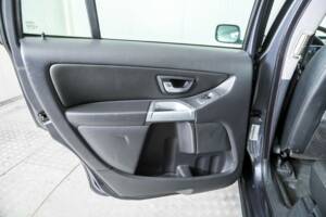 Image 33/43 of Volvo XC90 2.5T (2005)