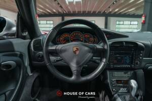 Imagen 16/24 de Porsche 911 Carrera "40 Jahre 911" (2003)