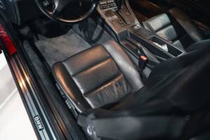 Image 27/33 of BMW 850i (1991)
