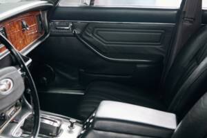 Bild 40/50 von Jaguar XJ 6 L 4.2 (1974)