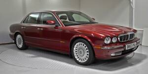 Image 2/50 of Jaguar XJR Super V8 (2004)