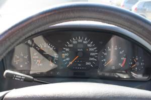Imagen 9/22 de Mercedes-Benz 500 SL (1993)