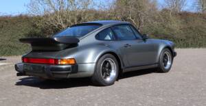 Imagen 48/52 de Porsche 911 Turbo 3.3 (1987)