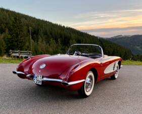 Bild 28/28 von Chevrolet Corvette (1959)