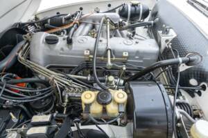 Bild 34/50 von Mercedes-Benz 280 SL (1970)