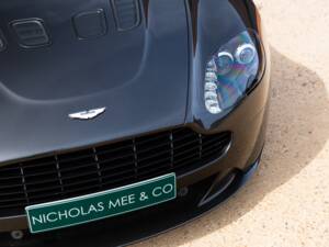 Bild 9/84 von Aston Martin V12 Vantage (2010)