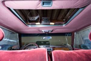 Image 31/58 of Cadillac Brougham Elegance (1988)
