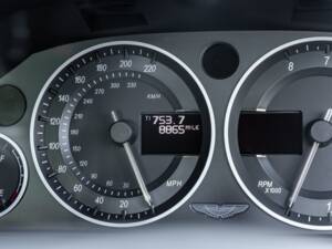Afbeelding 8/69 van Aston Martin DBS (2012)