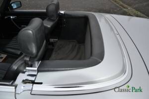 Image 21/50 of Mercedes-Benz 300 SL (1986)