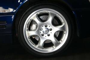 Image 49/49 of Mercedes-Benz SL 500 (2000)