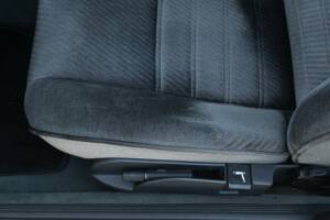 Image 28/50 de Alfa Romeo 164 2.0 (1991)