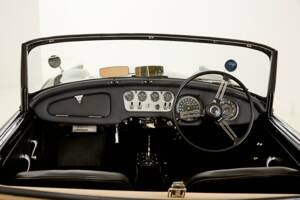 Immagine 8/19 di Daimler SP 250 (1964)