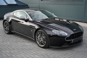 Imagen 22/50 de Aston Martin V8 Vantage N430 (2016)