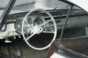 Bild 24/50 von BMW 503 (1959)