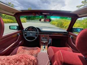 Bild 27/34 von Mercedes-Benz 420 SEL (1989)
