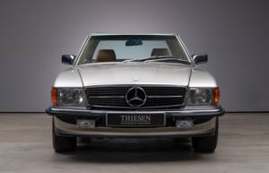 Bild 10/23 von Mercedes-Benz 560 SL (1987)