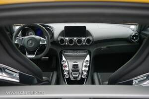 Image 14/23 of Mercedes-AMG GT-S (2015)