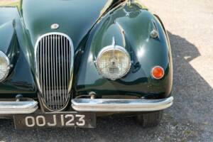 Image 27/50 of Jaguar XK 120 DHC (1954)