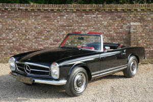 Image 36/50 de Mercedes-Benz 280 SL (1969)