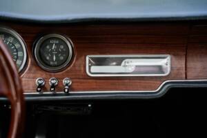Image 27/38 of Alfa Romeo Giulia GT 1300 Junior (1968)